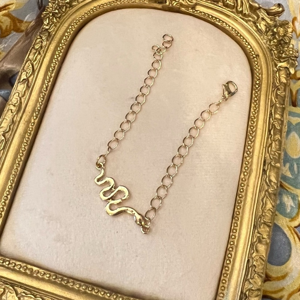 Women Gold Tone‎ Chain Bracelet 7" Winding Serpent Snake Lobster Closure